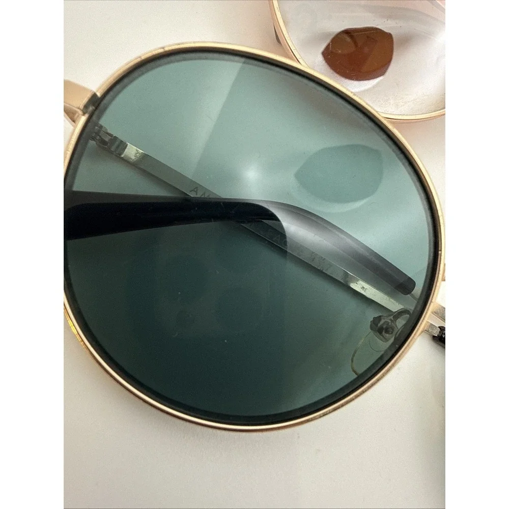 Lot of 2 pairs American Eagle Authentic Sunglasses- Gold round frames Limited